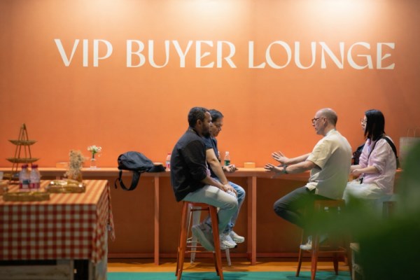 CHIC VIP商家招募开启！商贸绿色通道+精准对接+星级礼遇，助您抢占2026市场先机！